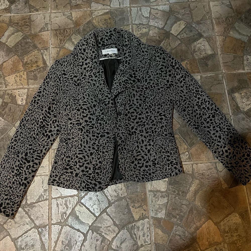 Calvin Klein black leopard jacket size 4